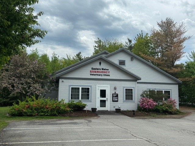 Eastern Maine Emergency Veterinary Clinic front
