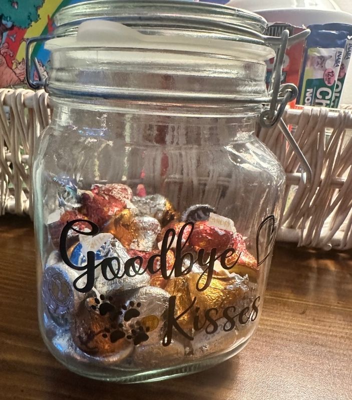good bye kisses jar